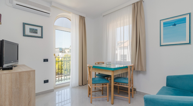 Apartment Fimi- with swimming pool Blue Medulin, Istria