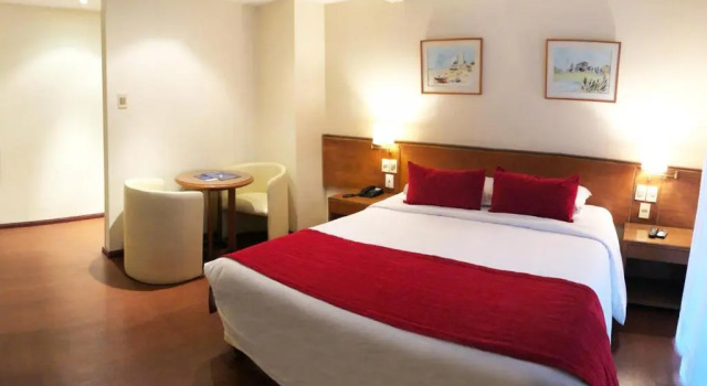 Номер Standard Oxford Hotel