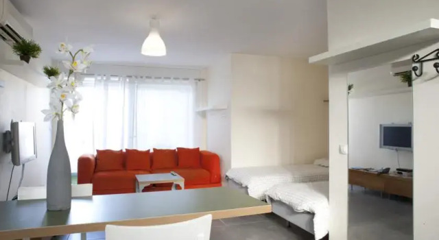 Bungalows Layla, Забронировать Отель Отели Плайя дель Инглес с бассейном, рядом с Экуменический храм Эль-Сальвадор, Бассейн