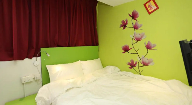 Standardowy dwuosobowy pokój Super Inn