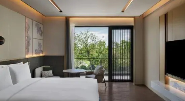 Двухместный номер Standard с видом на сад Suzhou Marriott Hotel Yangcheng Lake