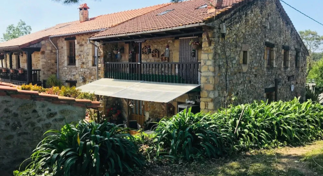Posada La Herradura, Buchen Sie Hostel Hotels in Kantabrien mit Parkplatz, Parkplätze