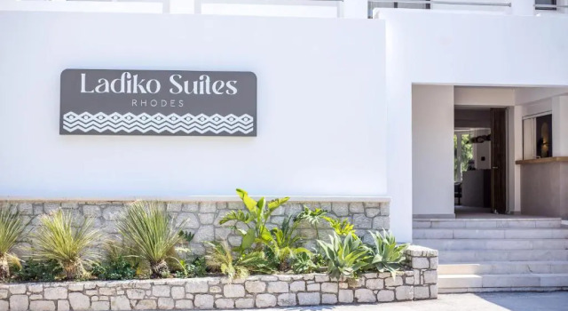 Люкс c 1 комнатой Ladiko Suites - Faliraki