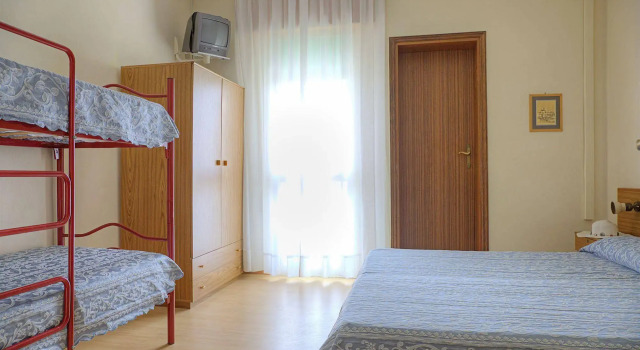 Hotel Centrale, Забронировать Отель Эраклеа Линьяно-Ривьера