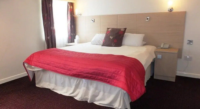 Номер Classic Cambridge Hotel Waterfront