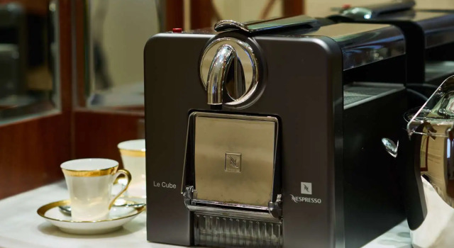 Двухместный люкс Heritage Bund Waldorf Astoria Shanghai on the Bund