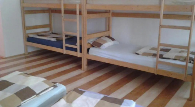 Кровать в общем номере Hostel 66