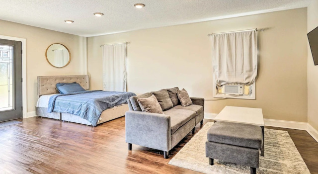Modest Huntsville Studio w/ Full Kitchen!