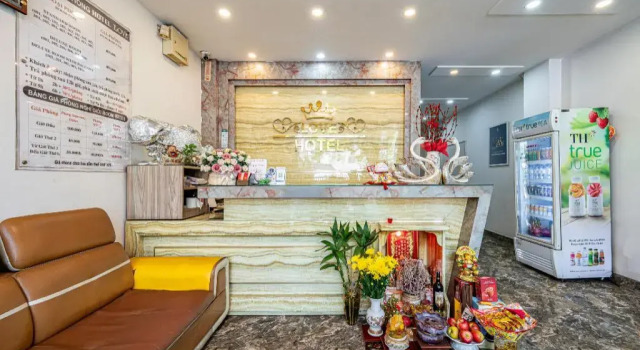 RedDoorz Plus near Le Quang Dinh Street