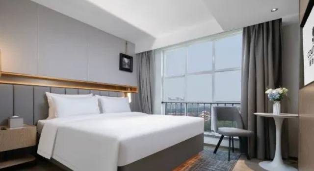 Люкс Business Country Inn & Suites by Radisson Hotel (Tianjin Konggang Binhai International Airport)