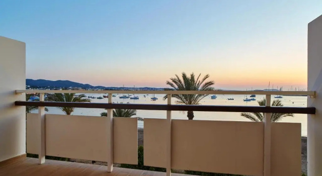 Одноместный номер Standard с балконом Hotel Arenal