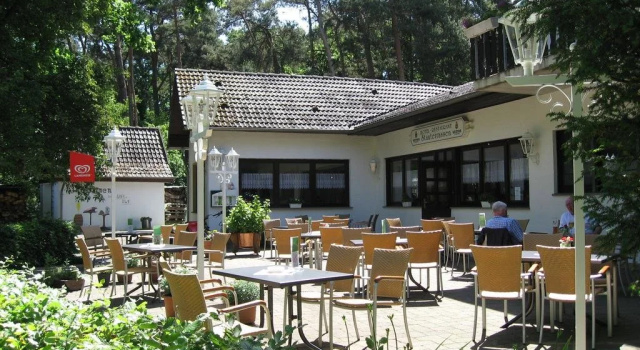 Hotel Stauterrassen, Забронировать Отель Борн Падерборн, рядом с Театр под открытым небом Ньюхаус
