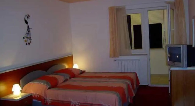 Hotel Holiday