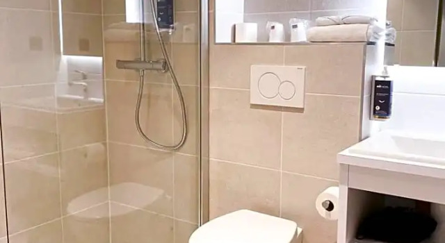 Номер Standard Brit Hotel Bordeaux Aéroport - Le Soretel