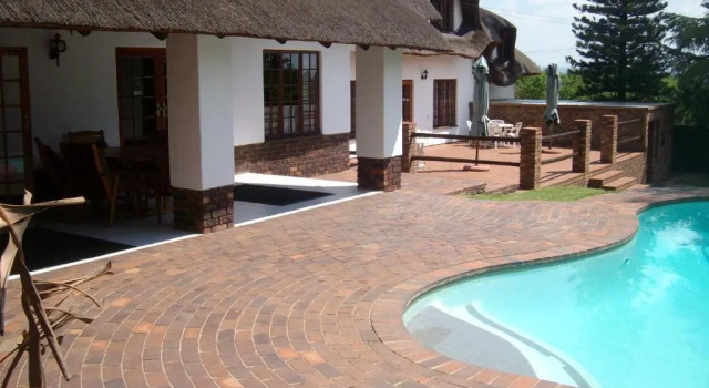 Апартаменты c 1 комнатой с красивым видом из окна Oaktree Lodge Guest House