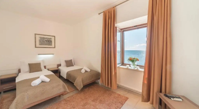Студия R club Apartments Old Town Budva