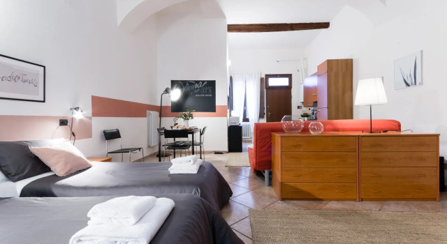 Senzanome - Old Town - Bologna, Забронировать Отель Болонья провинция Болонья, рядом с Башня Гарисенда