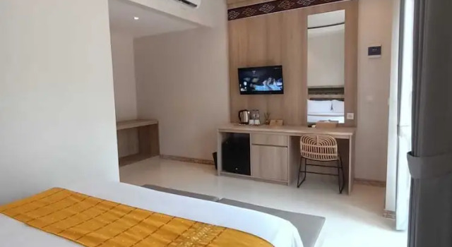 Двухместный номер Standard с балконом и с видом на окрестности Dejavu 2.0 Hotel Labuan Bajo Komodo