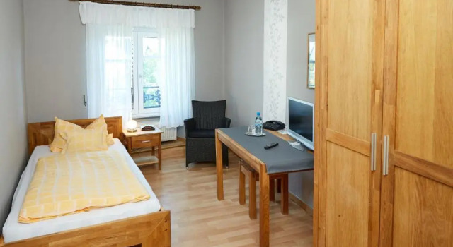 Номер Standard Hotel-Restaurant Maas