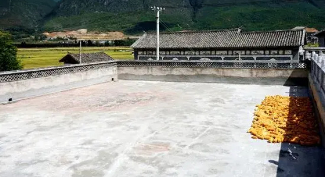 Jianchuan Liuxi Homestay, Book Hotel Dali Yunnan