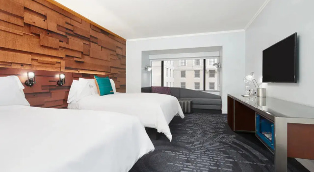 Четырёхместный номер Standard W Seattle