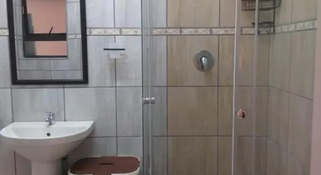 Кровать в общем номере 8 Austin Street Accommodation