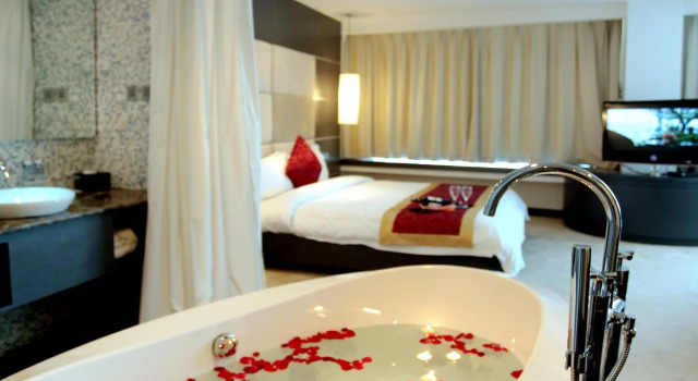 The Hanoi Club Hotel & Residences
