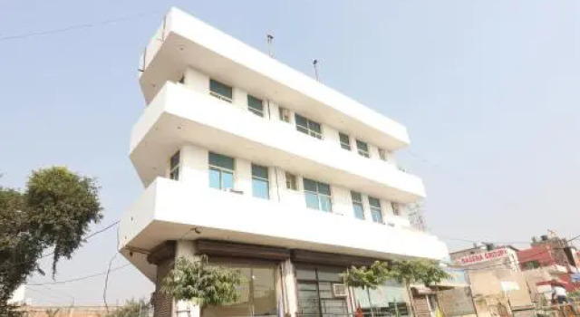 OYO 24877 New Sunrise, Book Hotel Faridabad Haryana