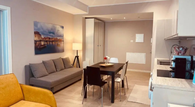Urban Chic Home, Забронировать Отель Отели в центре Бари, в центре