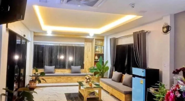 Add Ubon Hotel