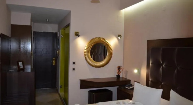 Ellinis Hotel, Забронировать Отель Отели Ханья с парковкой, рядом с Археологический музей Ханьи, Парковка