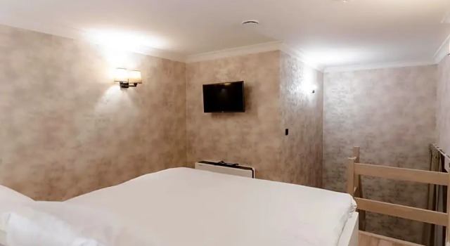 Номер Standard Дуплекс Golden Tree Hotel
