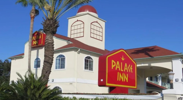 Palace Inn Beltway 8 & Westview, Book Mini-hotel Hoteller i Houston med parkering, Parkering