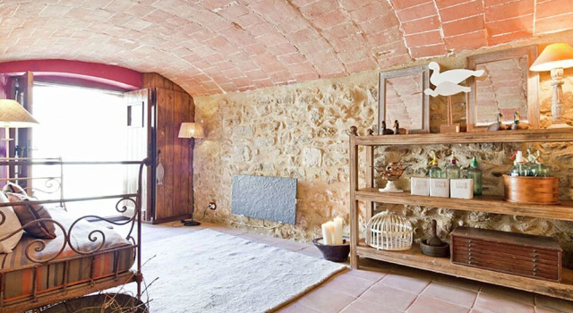 Traditional House Restored for 6 Persons With Pool in Ullastret, Réserver Hôtel Tor 
