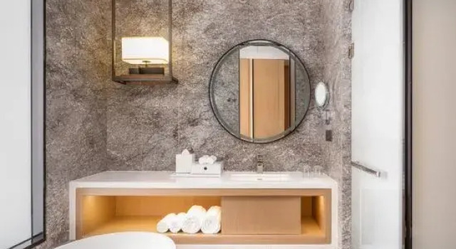 Номер Deluxe The Westin Wuhan Hanyang