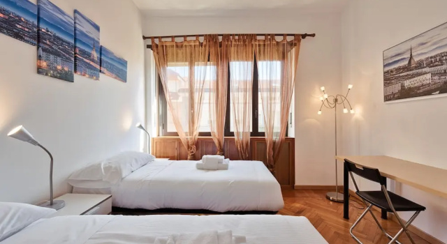 Апартаменты с 2 комнатами с балконом Vanchiglietta Colourful Apartment