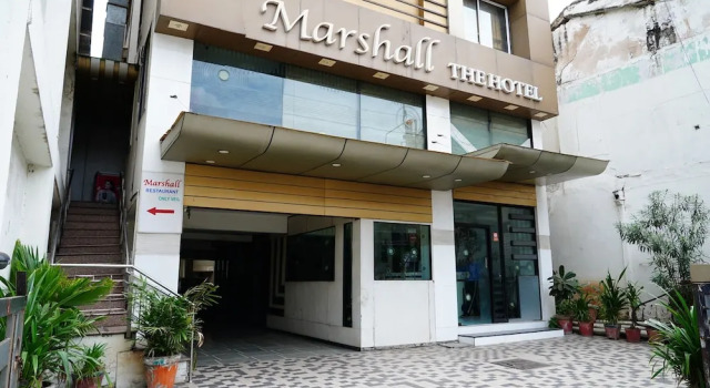Marshall The Hotel, Rezervovat Hotel Hotely v Gujarat s parkováním, Parkování