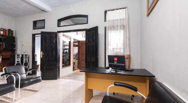 OYO 1765 Herman Homestay
