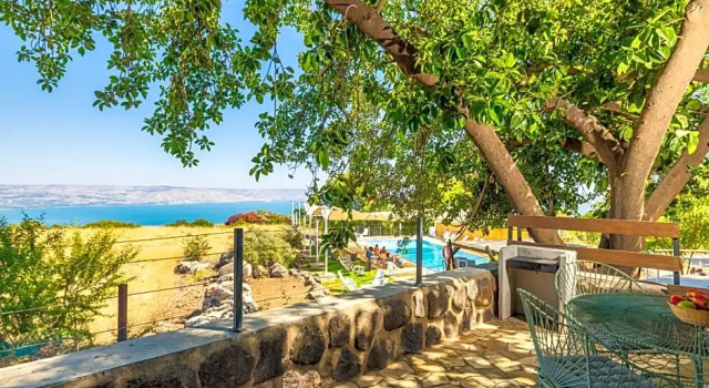 Коттедж Vered Hagalil Holiday Village Hotel