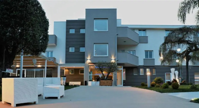 Medea Resort, Réserver Complexe hôtelier Bellona Campanie