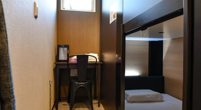 Кровать в общем номере (мужской номер) Grandouce Otorii I - Hostel, Caters to Men