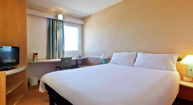 Двухместный номер Standard Hotel ibis Porto Sul Europarque