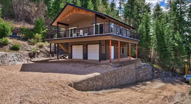 Коттедж Semi-lakefront Luxury Blind Bay - Spring Specials! 2 Bedroom Cottage by RedAwning