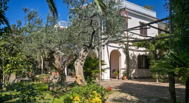 Апартаменты Villa Caprile