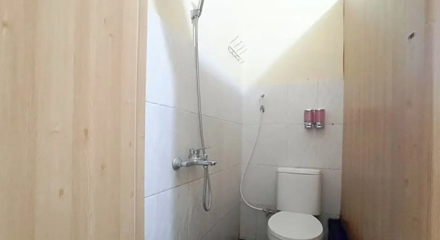 Standard chambre RedDoorz at Damar Mas Gunung Kelud Kediri