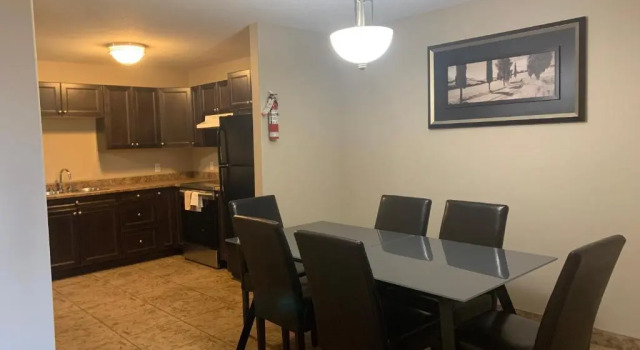 Люкс Super 8 by Wyndham Fort McMurray