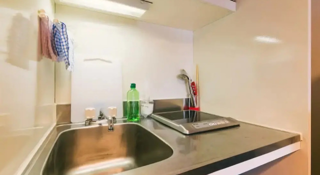 Hostel Fukuoka.com Tenjin no.1, Забронировать Хостел Хостелы префектуры Фукуока, рядом с Станция метро Tenjin, Хостел