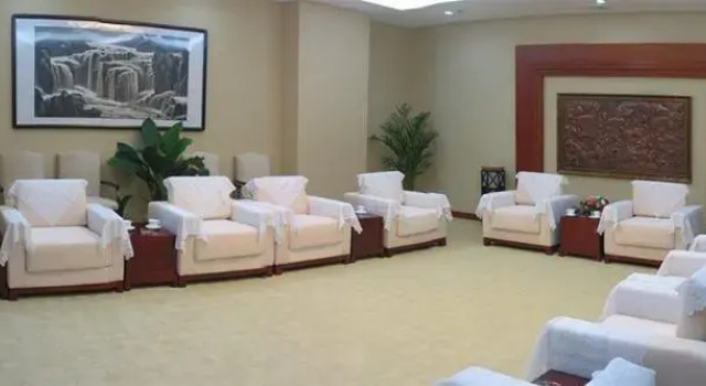 New Land Hotel, Prenota Hotel Hotel SPA a Hubei, SPA