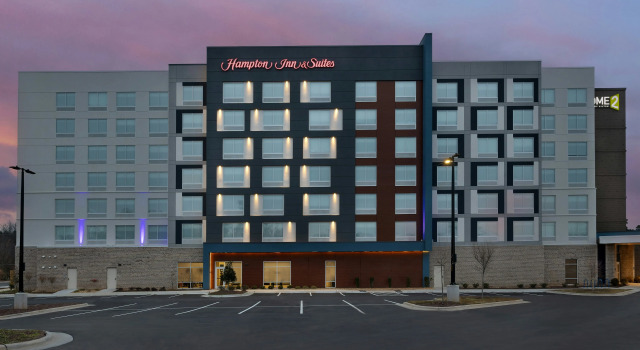 Hampton Inn & Suites Durham University Medical Center, Забронировать Отель Дарем Raleigh-Durham Metropolitan Area