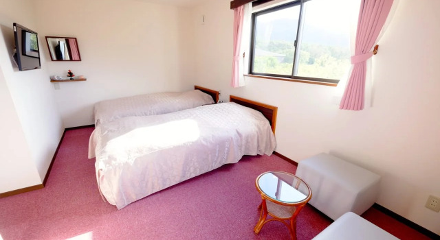 Lodge Ocean, Book Pension Hoteller i Mitsune med morgenmad, Morgenmad